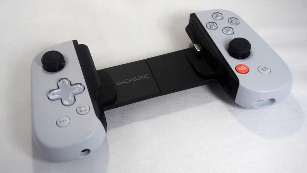 BACKBONE One (第2世代) PlayStation Editionの前面。