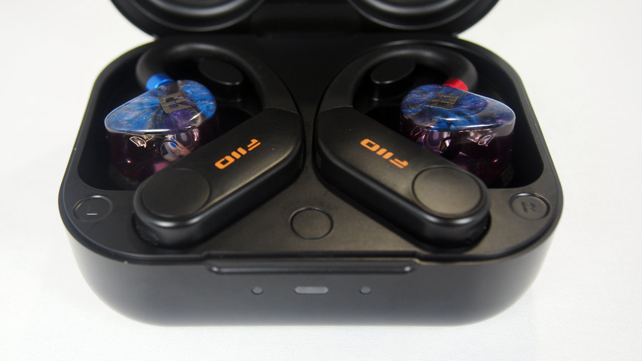 FIIO UTWS5 2025をレビュー：好きなイヤホンをワイヤレス化する