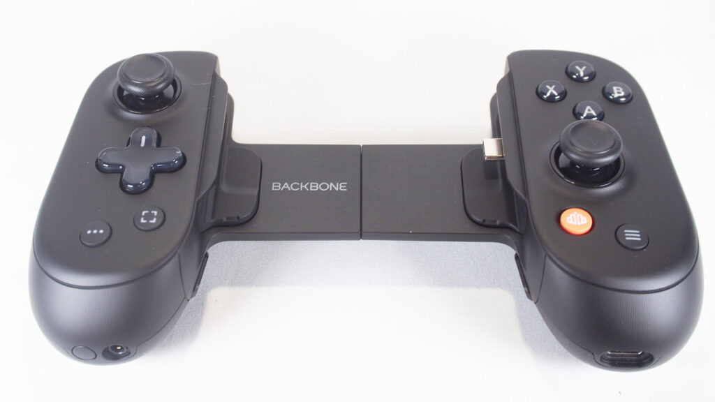 Backbone Proの正面。
