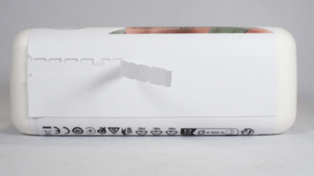 パッケージ下部のミシン目。