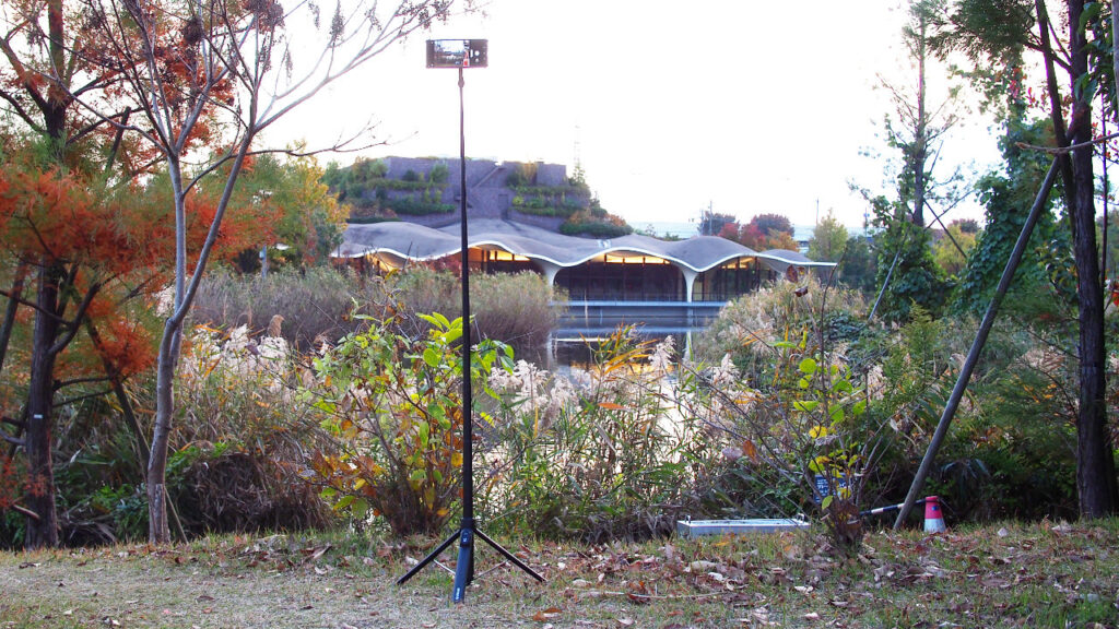 平らであれば芝生の上でも使用できる。