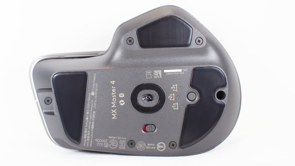 MX Master 4の底面。