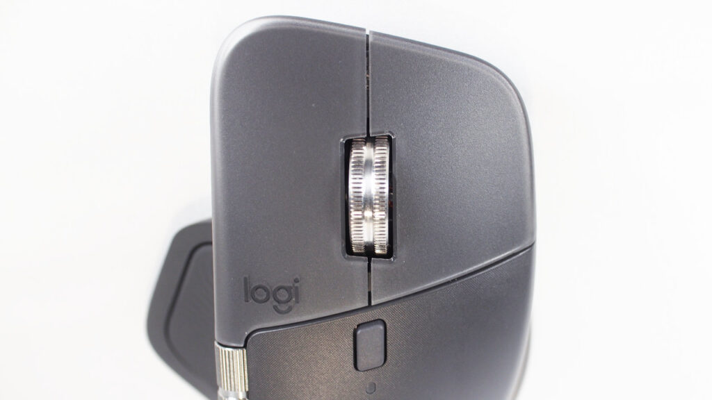 MX Master 4の左クリックと右クリック部分。