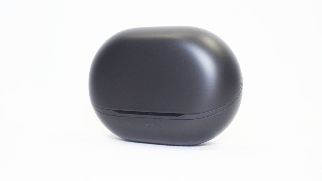 SOUNDPEATS Air5 Pro+のケース。