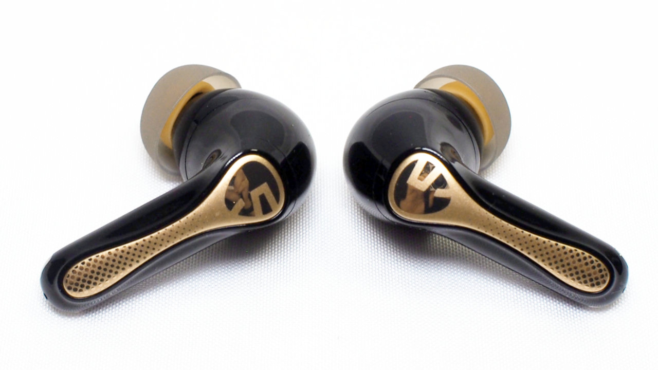 クーポンあり！SOUNDPEATS Air5 Pro+をレビュー：マイルドな高音が特徴