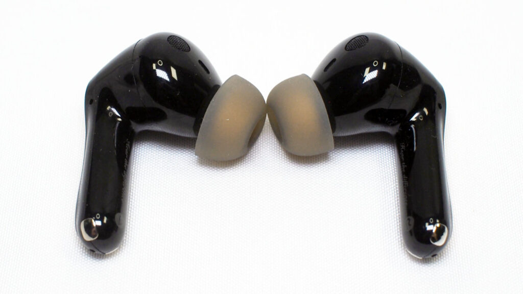 SOUNDPEATS Air5 Pro+の内側。