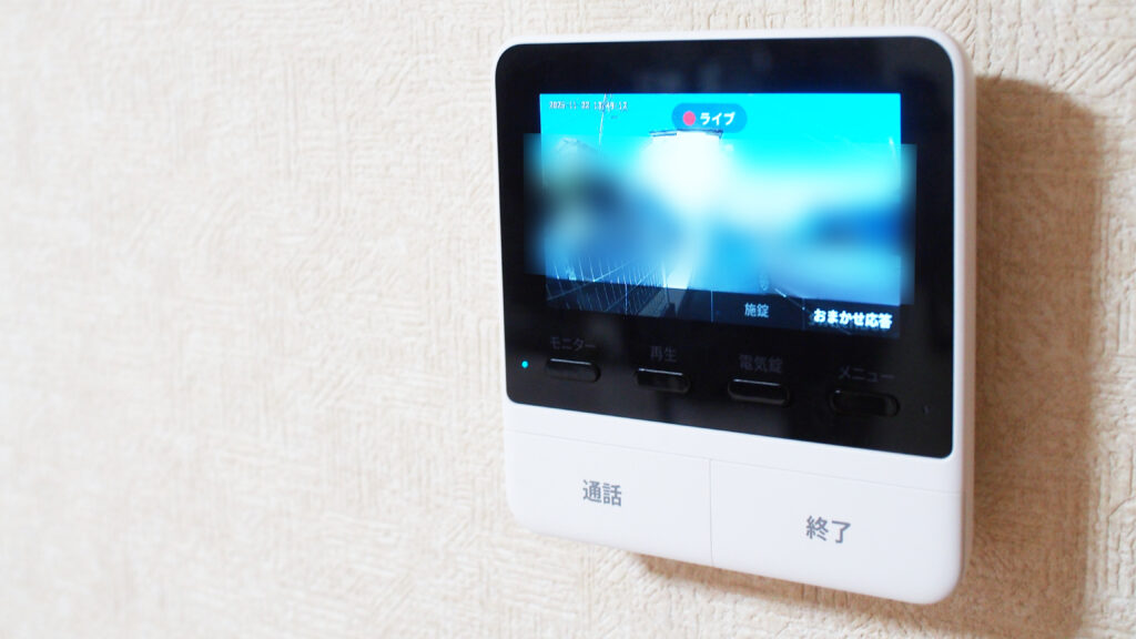 SwitchBot スマートテレビドアホンのモニターの映像。