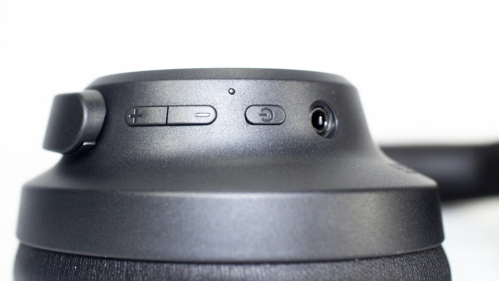 TRUEFREE HF-10の右側のハウジング。