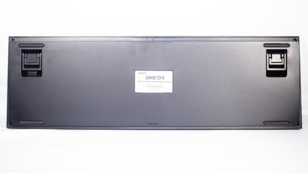 ZUOYA GMK104の底面。