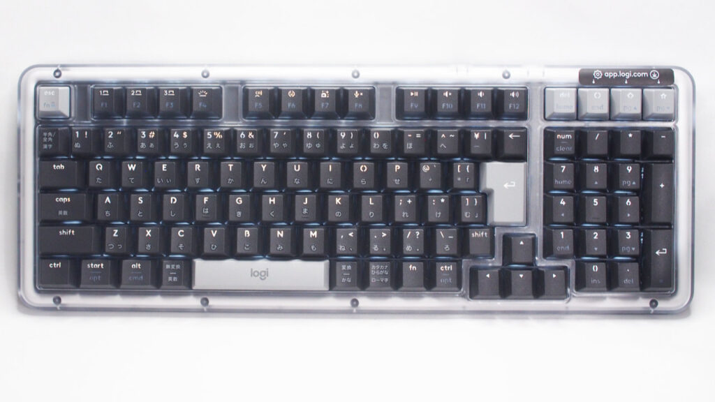 Alto Keys K98Mの外観（バックライト点灯）。