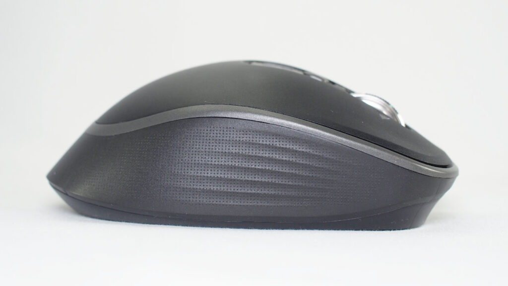 MA-WBIRS635BKの右側面。