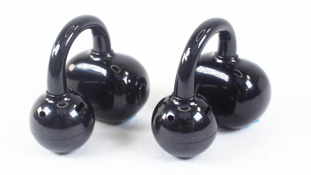 SOUNDPEATS UU2の裏面。