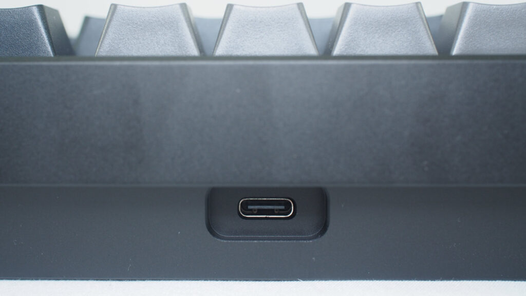 WOBKEY Rainy 75 Colorのブラックの背面。