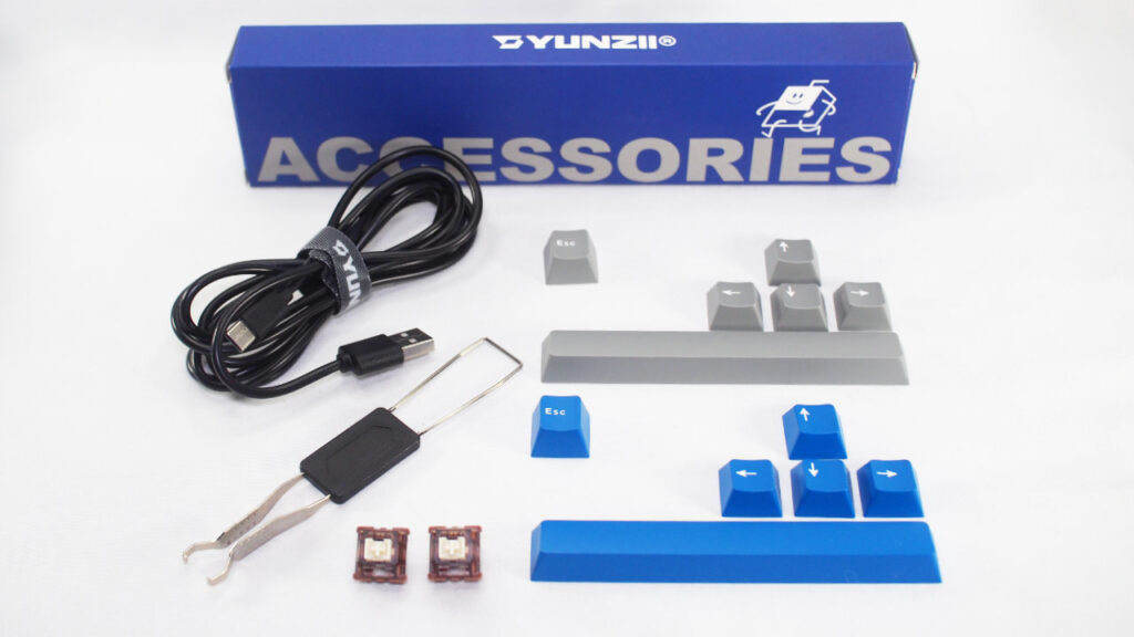 YUNZII AL75 PROの付属品。