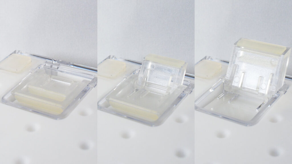 YUNZII X75 PROのスタンド。