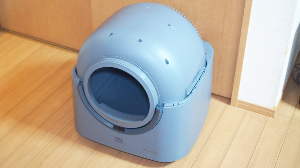 ベースにドームをはめたところ。
