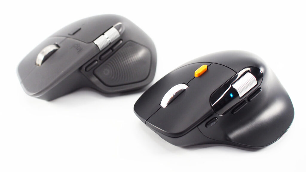 手前：ProtoArc EM25、奥：ロジクール MX Mater 4。