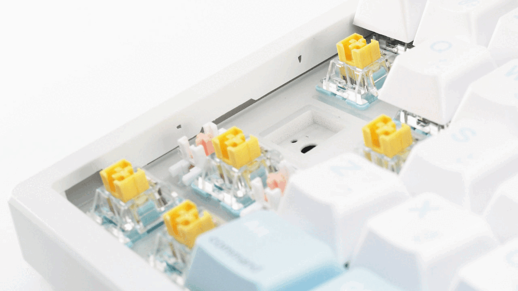 EPOMAKER TH87 JISのPCプレート。
