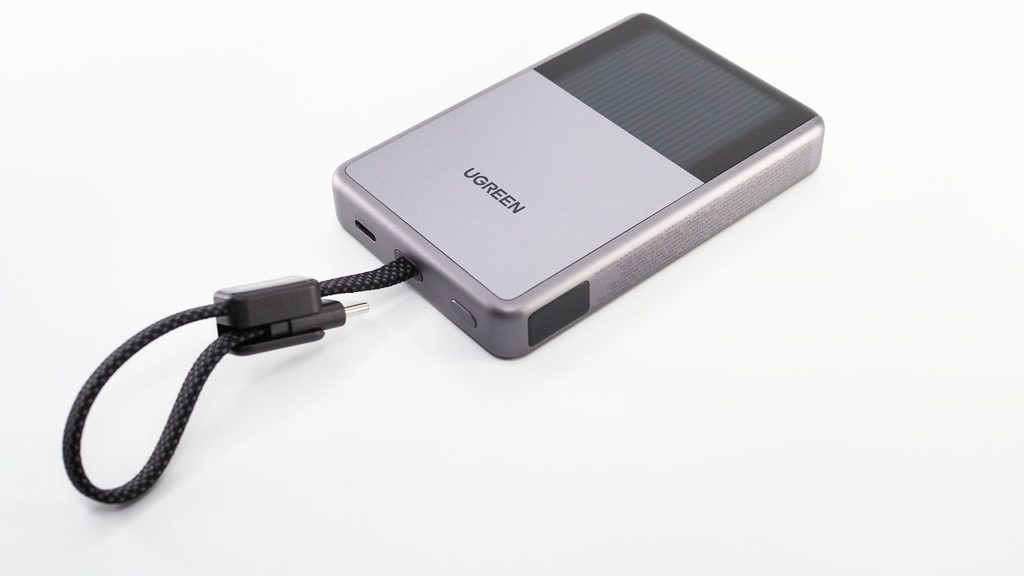 UGREEN MagFlow Pro 10000mAhの外観。
